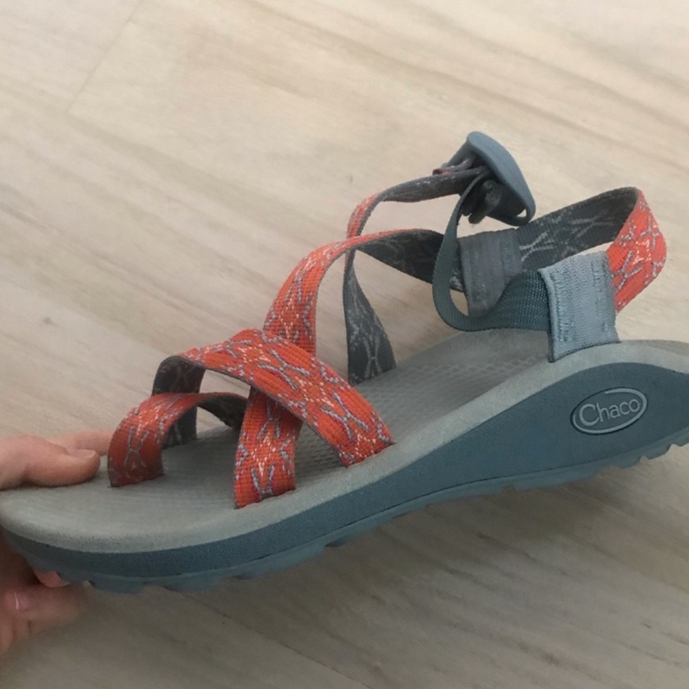 Women size 7 Chacos Orange